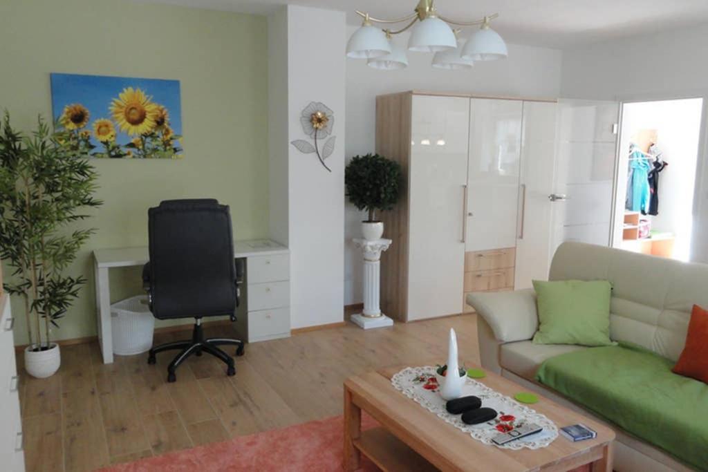 Top 2 Zi-Wohnung, 350 M Zum See 腓特烈港 外观 照片